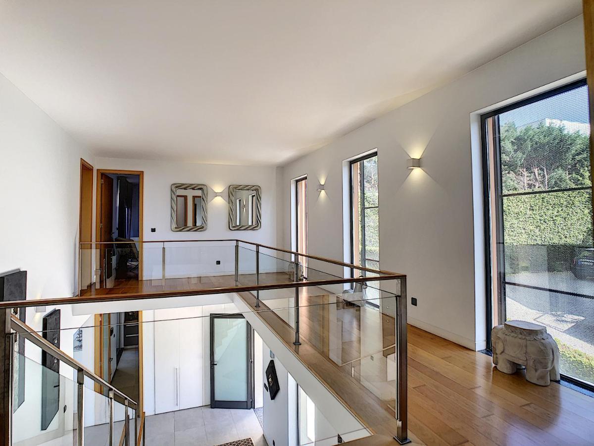 פונשל Villa Vitoria - By Lovelystay מראה חיצוני תמונה